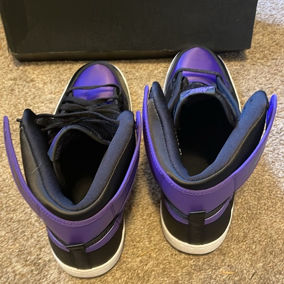 J’s - Picture 3 of 3